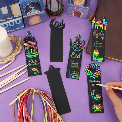 JUNEBRUSHS 30Pcs Ocean Crafts, Rainbow Magic Ocean Animals Scratch Bookmarks Under The Sea Party Favors Games for Activities Summer Arts and Crafts