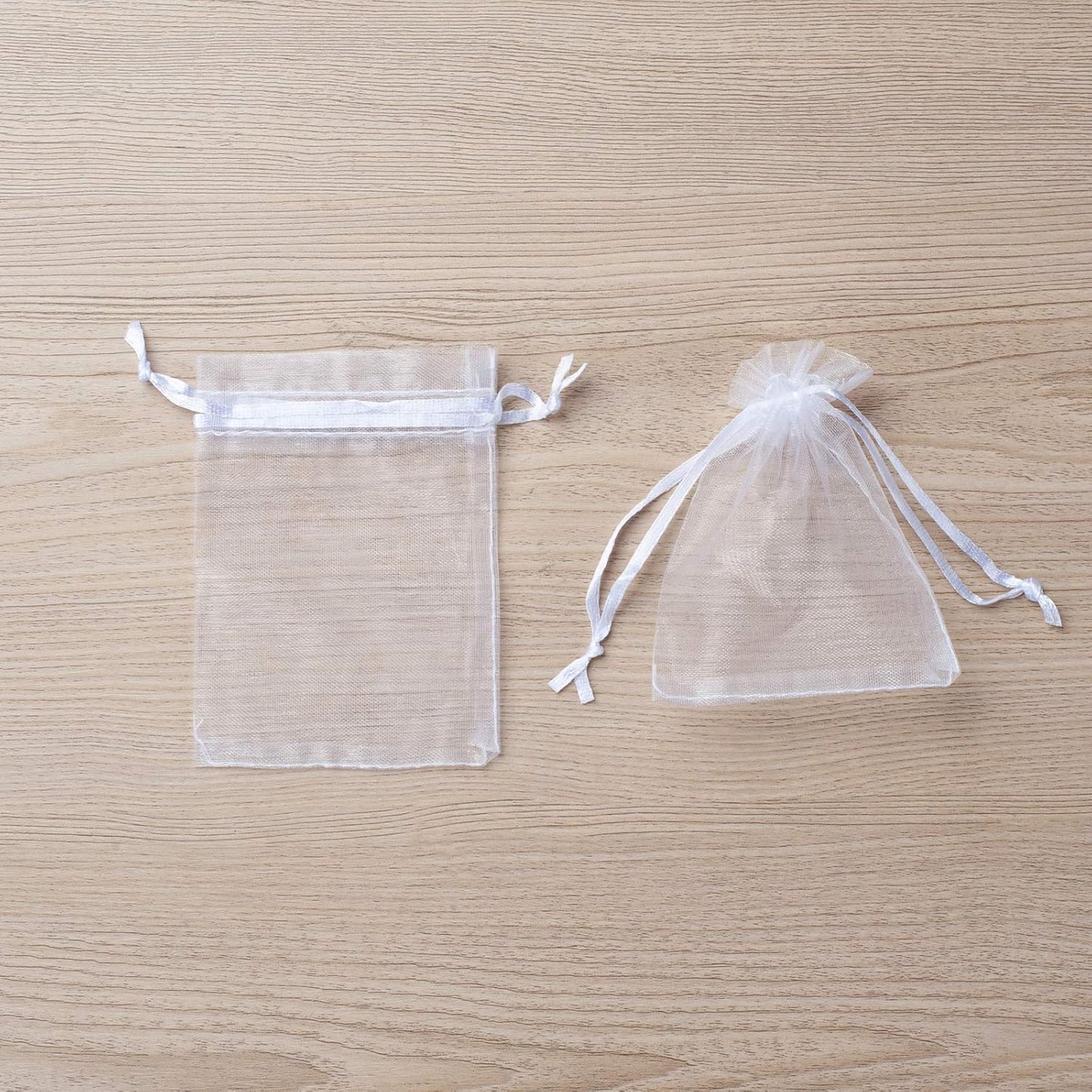 100pcs White Organza Bags 2x3 inch Sheer Drawstring Gift Bags Jewelry Pouches Wedding Party Christmas Favor Gift Bags, Little Mesh Gift Pouches Mini Candy Bags for Small Presents Earrings