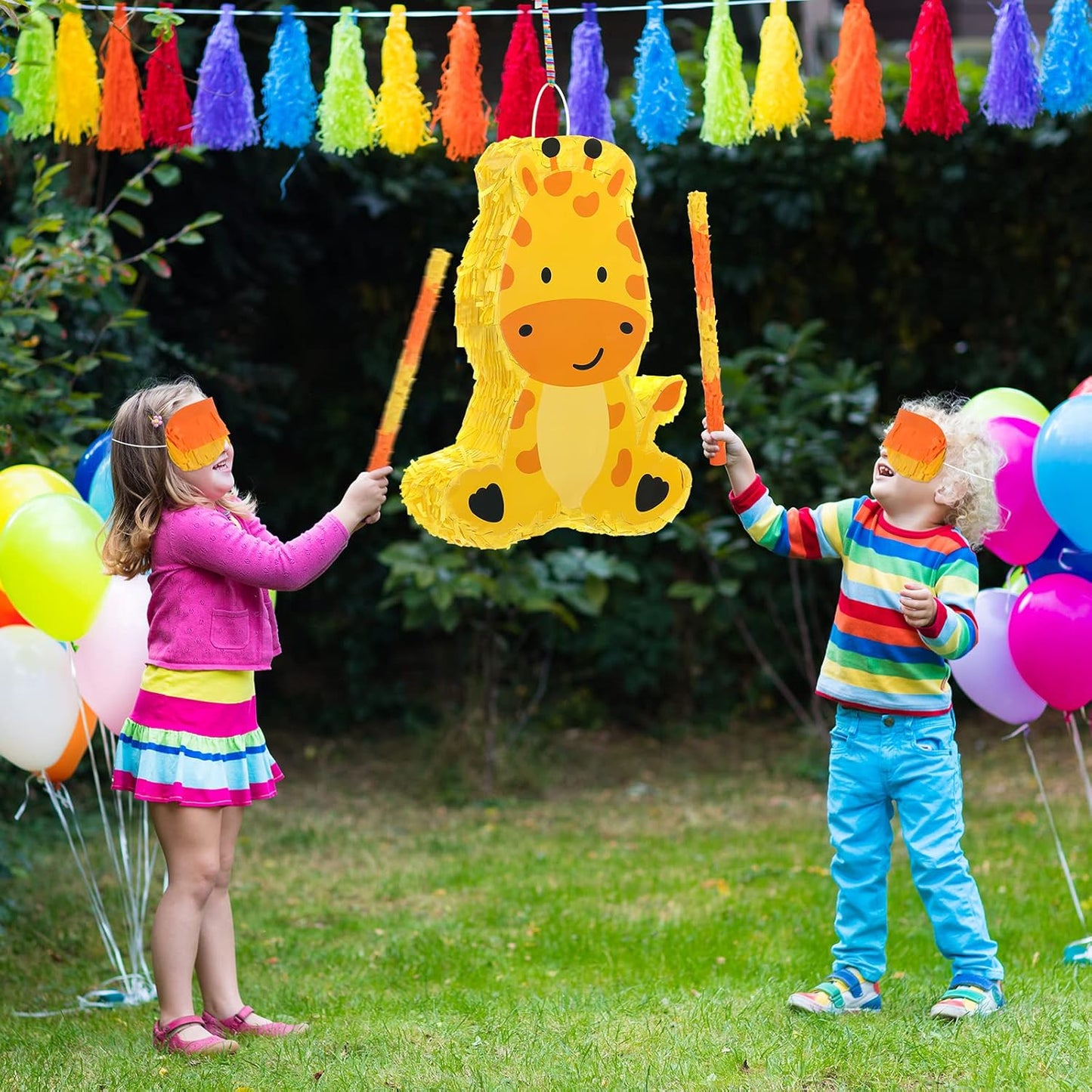 Sratte Piñata Bundle with a Blindfold and Bat (16 x 12 x 3 Inches), Cute Animal Piñata for Birthday Party Toys Decoration for Animal Theme Birthday Party Game Supplies Photo Prop(Giraffe)