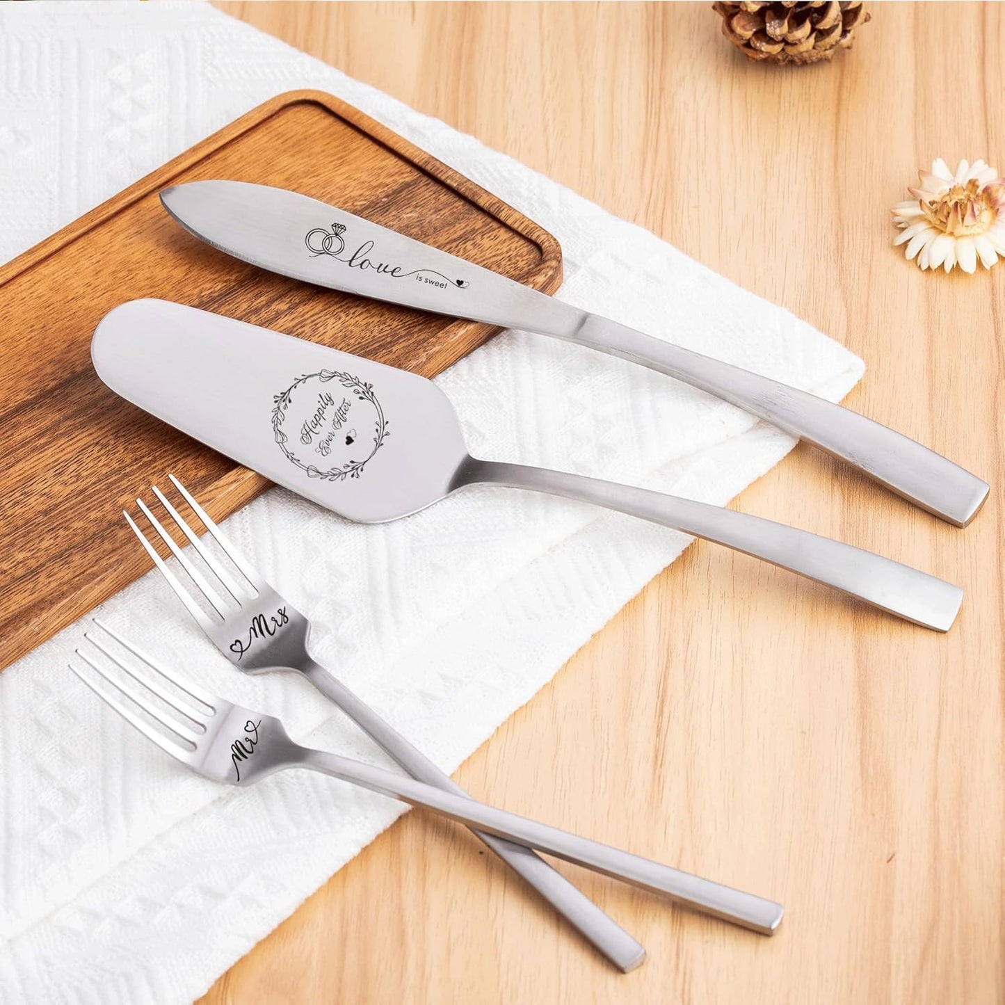 Cake Cutting Set For Wedding, Wedding Cake Knife And Server Set, Mr And Mrs Forks And Cake Cutter Set For Wedding, Bridal Shower Gifts, Engagement Gifts For Couples (Silver)