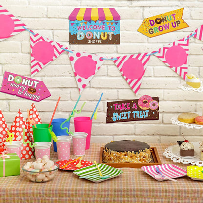 20 Pieces Donut Party Directional Signs Welcome Sign Outdoor Yard Sign Lawn Candyland Decoration Two Sweet and Donut Grow up Birthday Themes for Party Baby Shower Photo Prop Supplies
