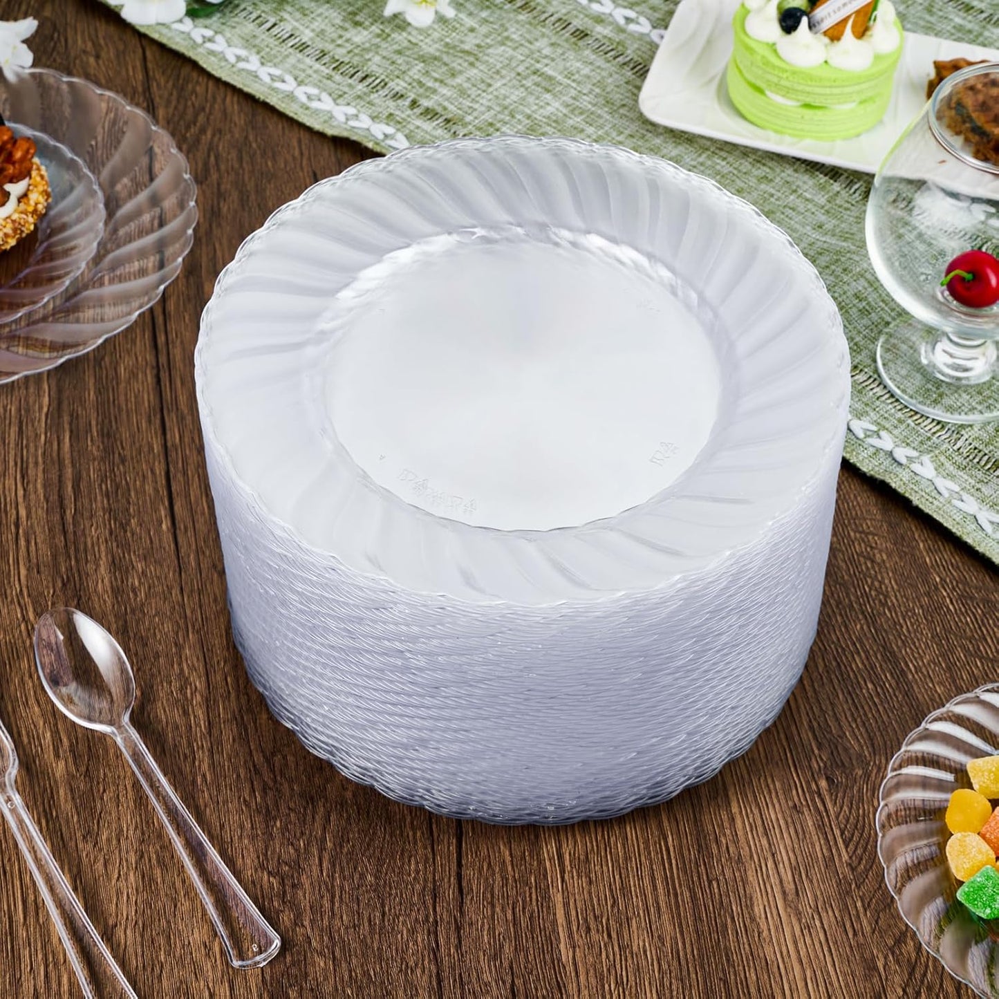FOCUSLINE 100 Count 6 Inch Clear Plastic Plates, Disposable Heavy Duty Salad Dessert Plates- Premium Hard Plastic Plate Fancy Disposable Clear Plate for Weddings, Parties and Events
