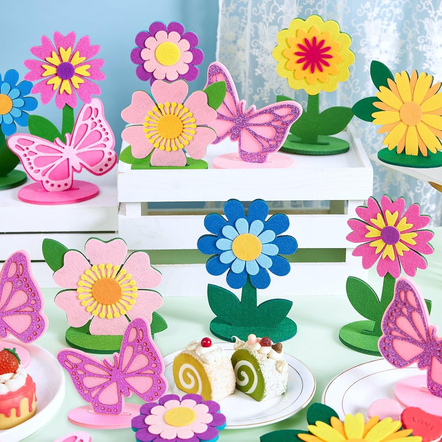 SUNBEAUTY 4PCS Honey Bee Honeycomb Centerpieces Decorations Yellow Bee Honeycomb Table Centerpieces with Sunflower Stickers for Baby Shower Birthday Gender Reveal Birthday Decoration