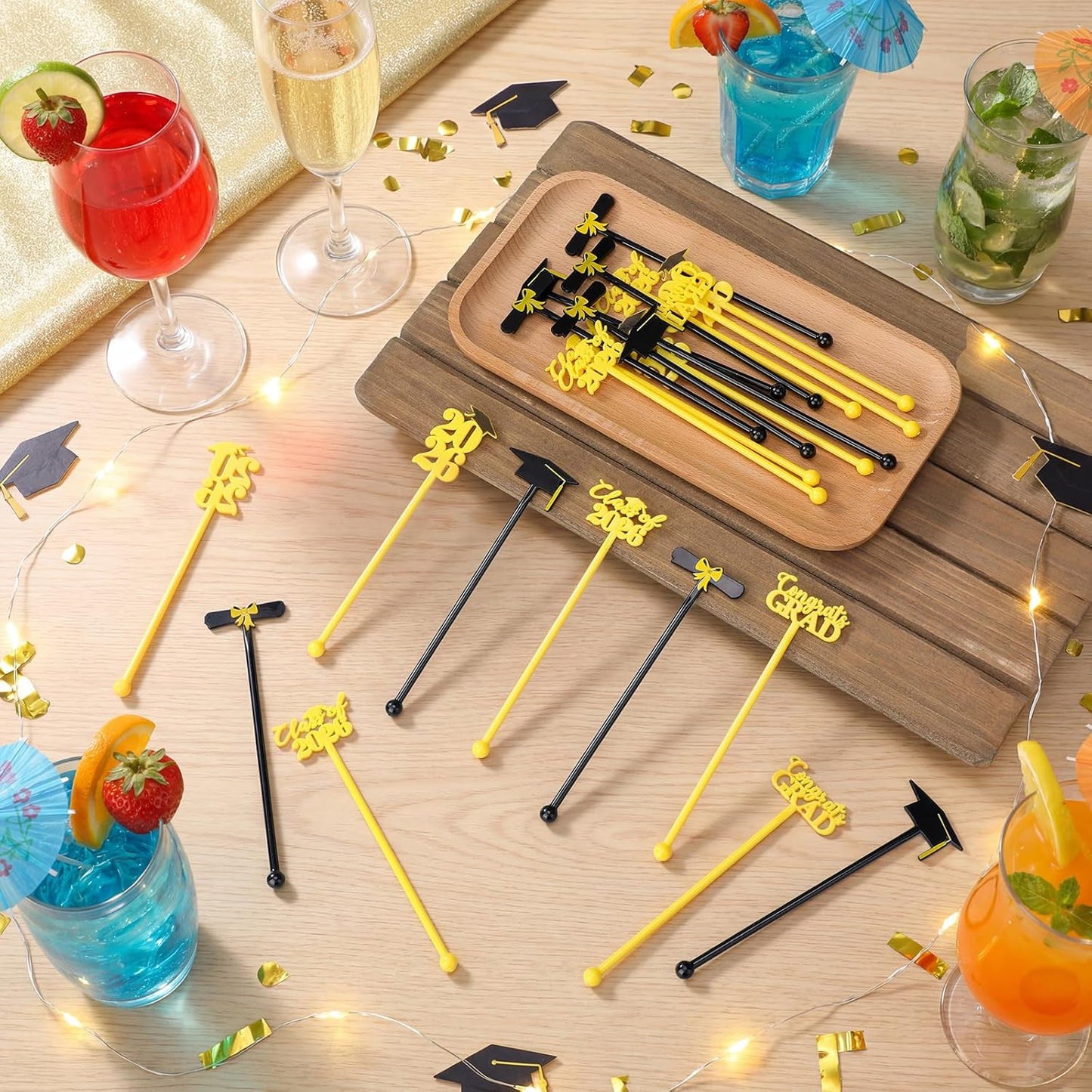 Novabright 50 Pcs Graduation Drink Stirrers Class of 2026 Coffee Stir Sticks Graduation Party Favor Congrats Grad Cocktail Mixers Plastic Swizzle Sticks Beverage Tea Party Bar Supplies