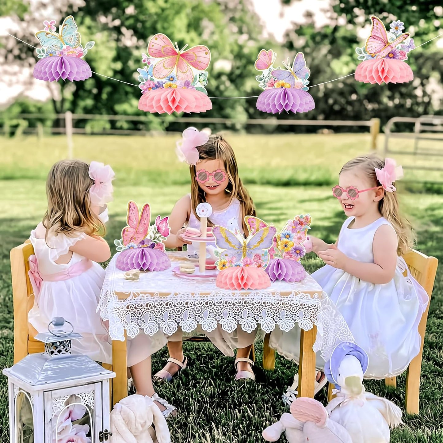 SUNBEAUTY 4PCS Honey Bee Honeycomb Centerpieces Decorations Yellow Bee Honeycomb Table Centerpieces with Sunflower Stickers for Baby Shower Birthday Gender Reveal Birthday Decoration