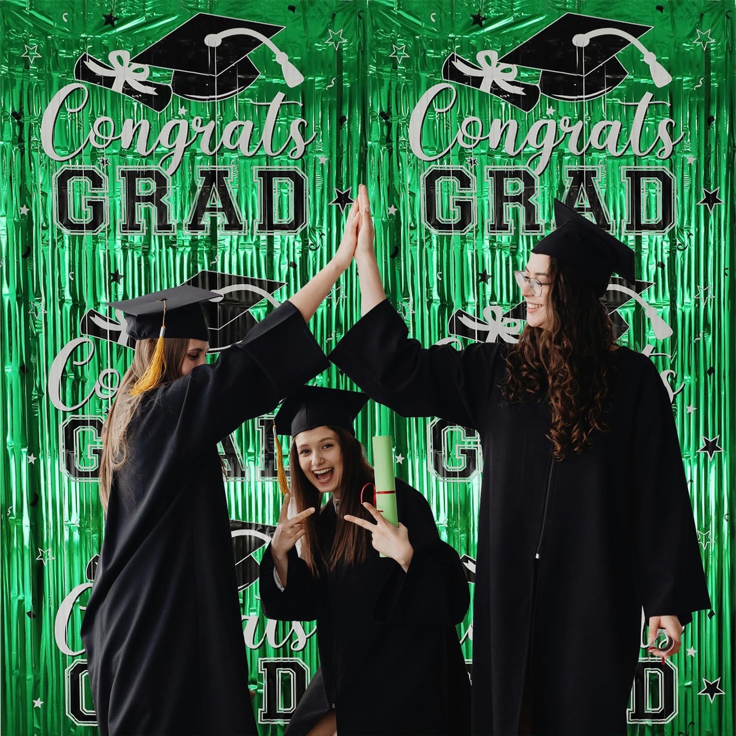 Gradution Party Suppiles Backdrop Decoration 2026, Claas of 2026 Streamer Tinsel Foil Fringe Curtains, Photo Booth Prop Backdrop, Black Grad Photo Backgrounds