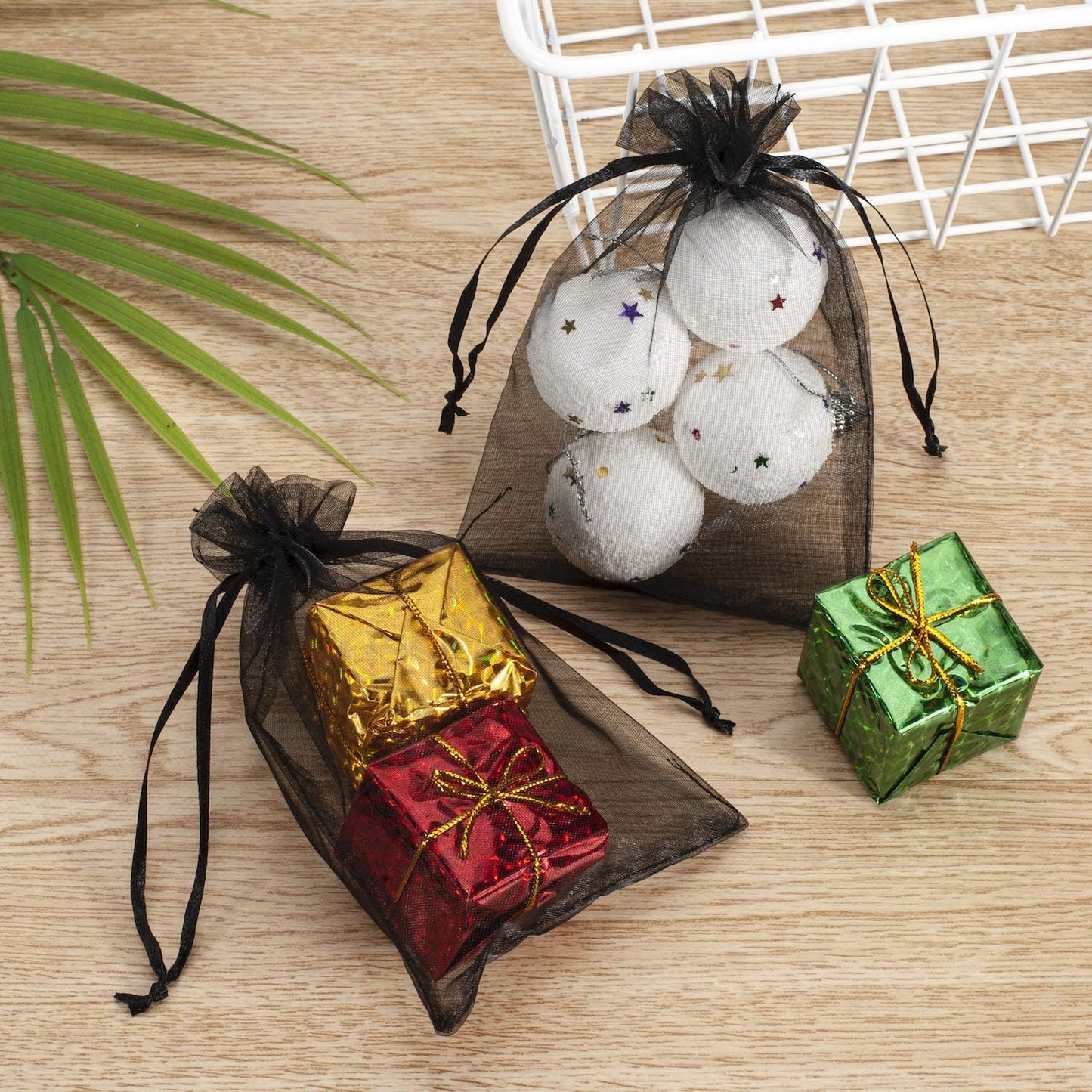 100pcs White Organza Bags 2x3 inch Sheer Drawstring Gift Bags Jewelry Pouches Wedding Party Christmas Favor Gift Bags, Little Mesh Gift Pouches Mini Candy Bags for Small Presents Earrings