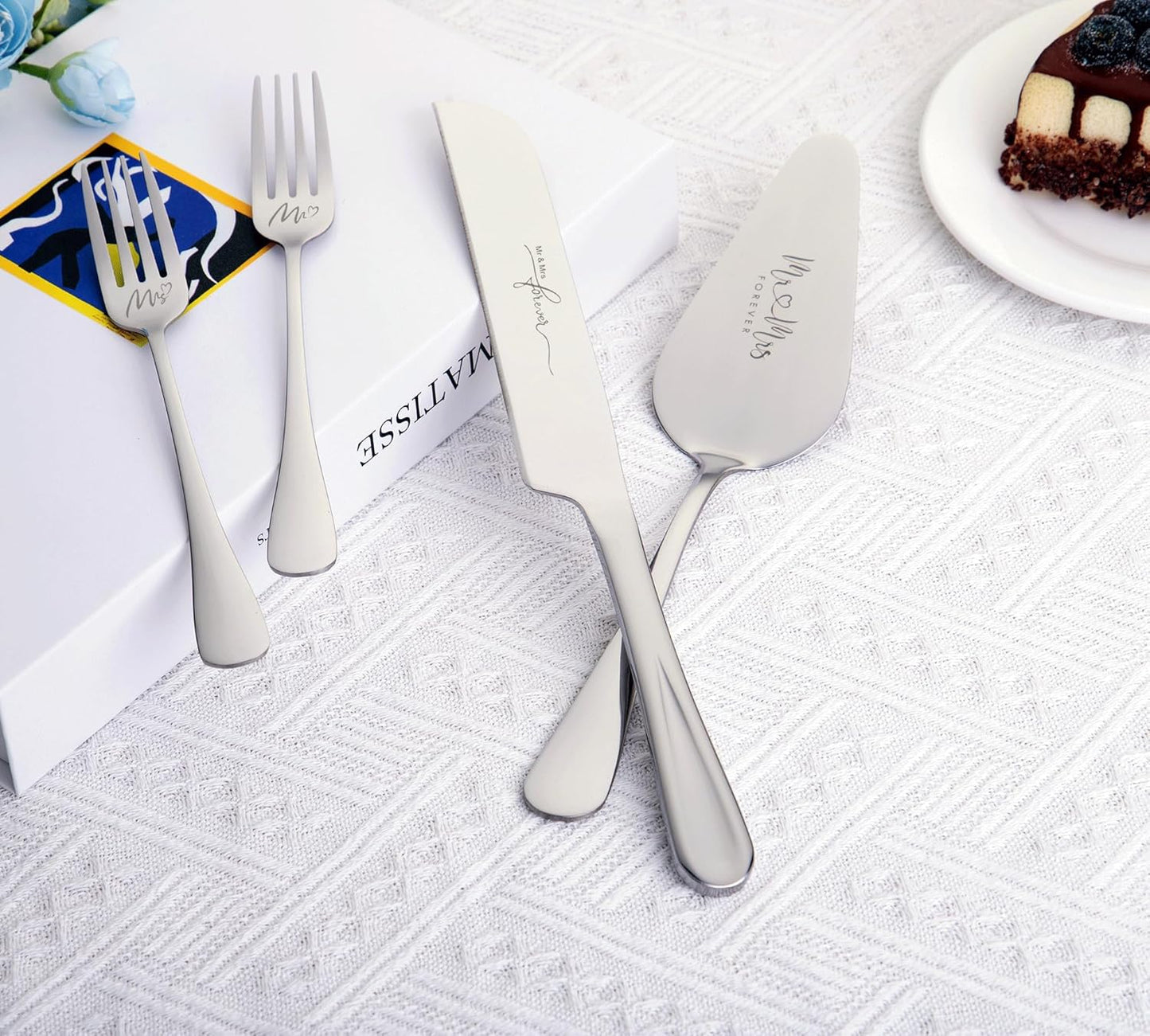 4 Pieces Wedding Cake Knife and Server Set, Stainless Steel Mr and Mrs Cake Cutter and Forks for Wedding, Birthday, Bridal Shower Gifts for Couples (Rose Gold)