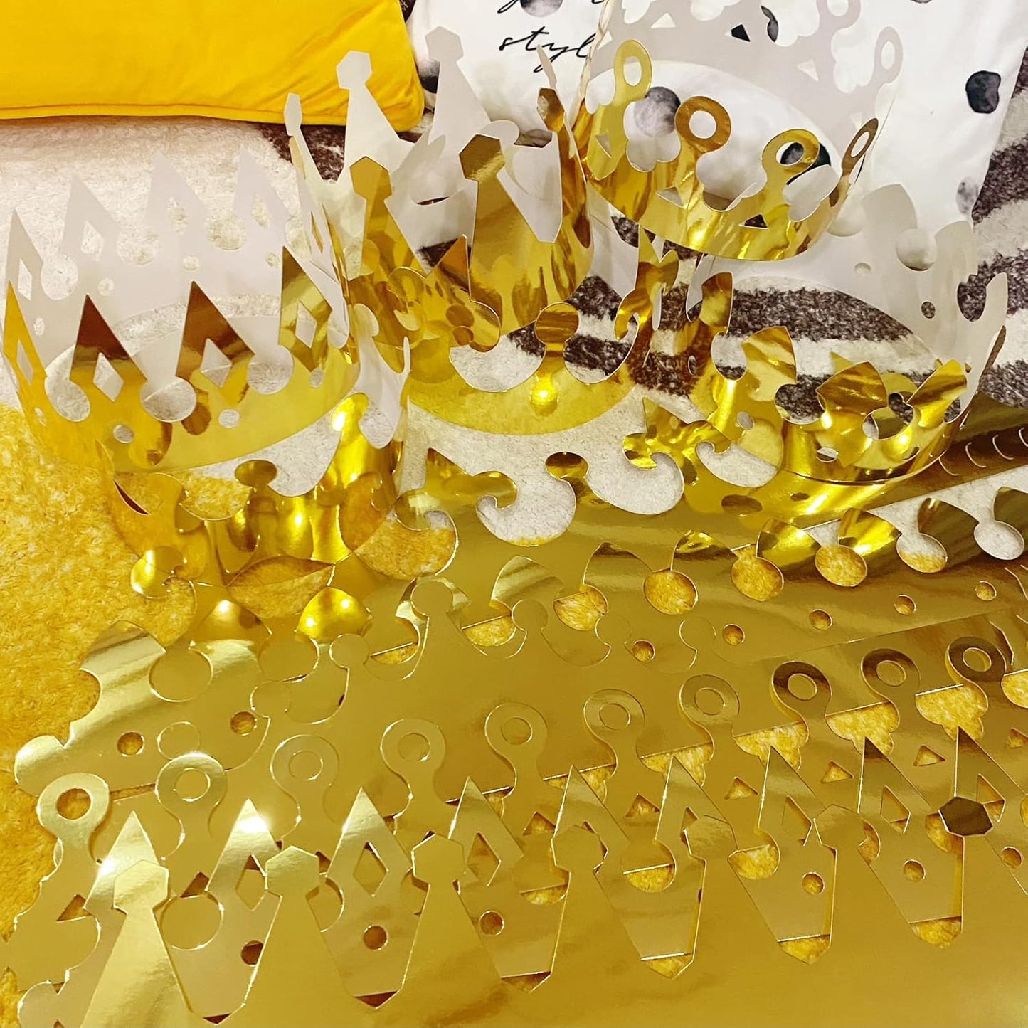 36 Pieces Paper Crowns Golden Party Crowns Princess Prince Crown Birthday Party King Hats for Adults