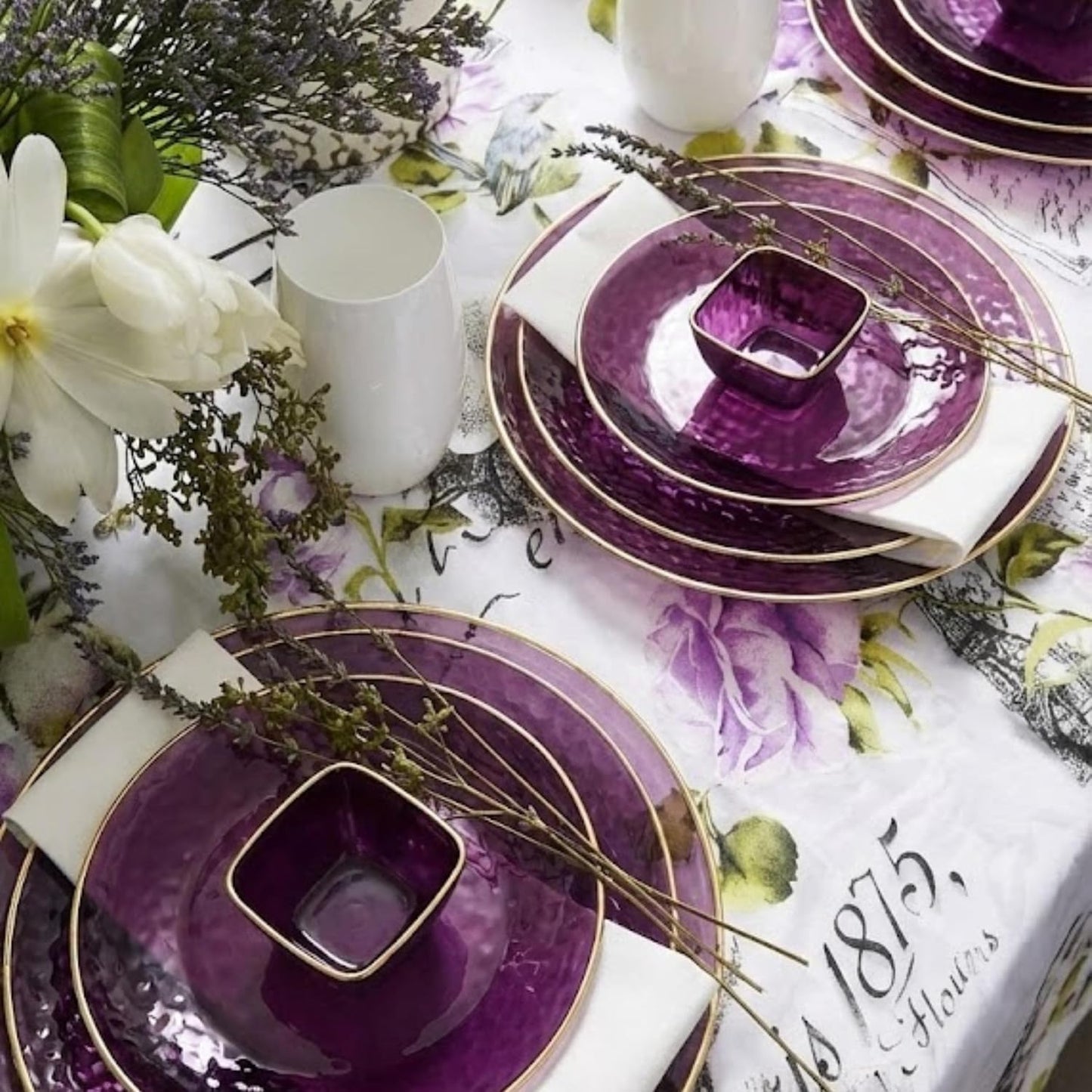 R-kay 100 Pack Clear Plastic Plates - 6.25 IN Hammered Gold Rimmed Sturdy, Durable And Extra Heavy duty Gold Plastic Dessert Plates Disposable - Ideal For Appetizer And And For Desserts.