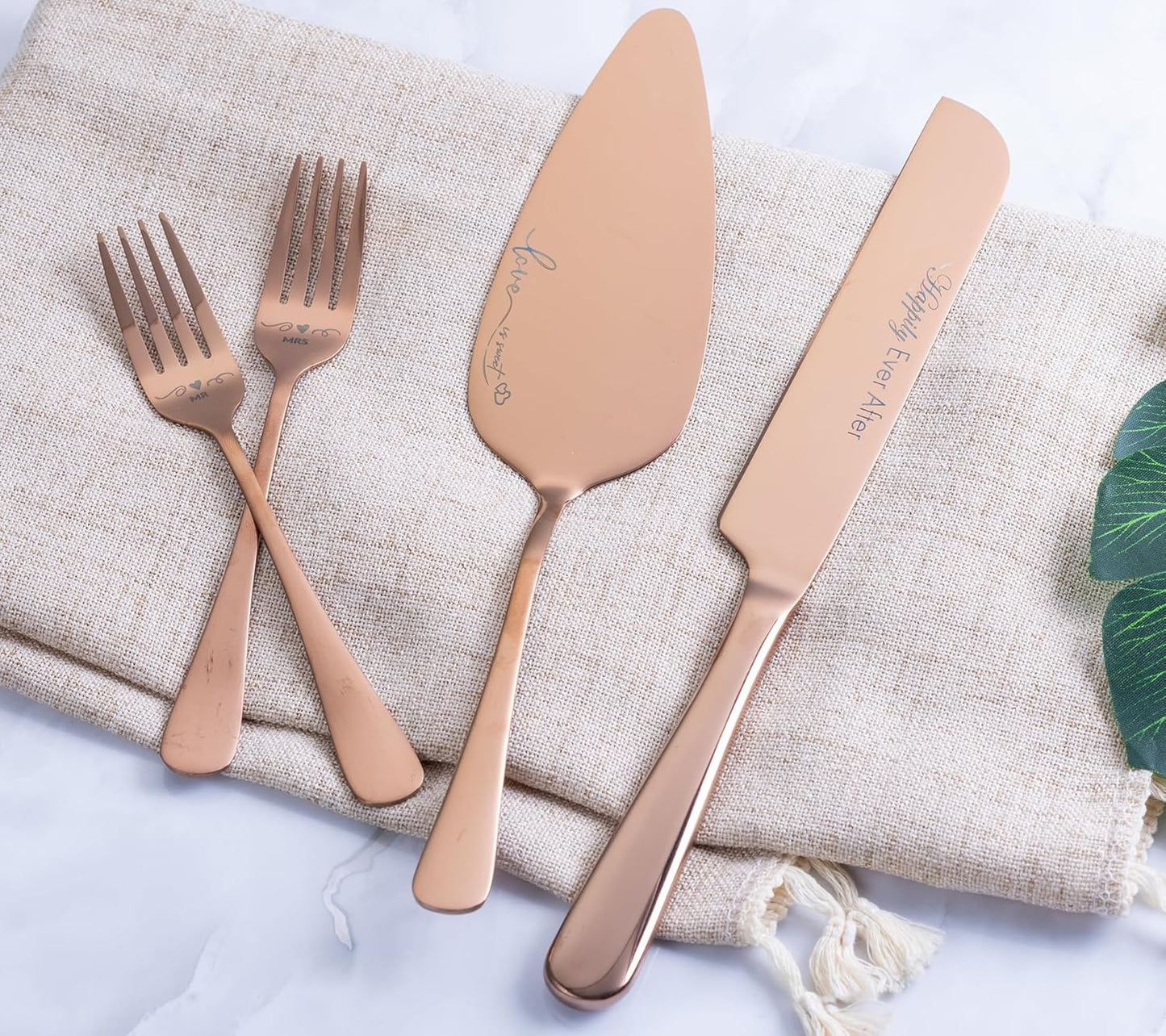 Wedding Cake Knife and Server Set with Forks, Engraved Cake Cutting Set for Wedding Anniversary Christmas Engagement（Gold