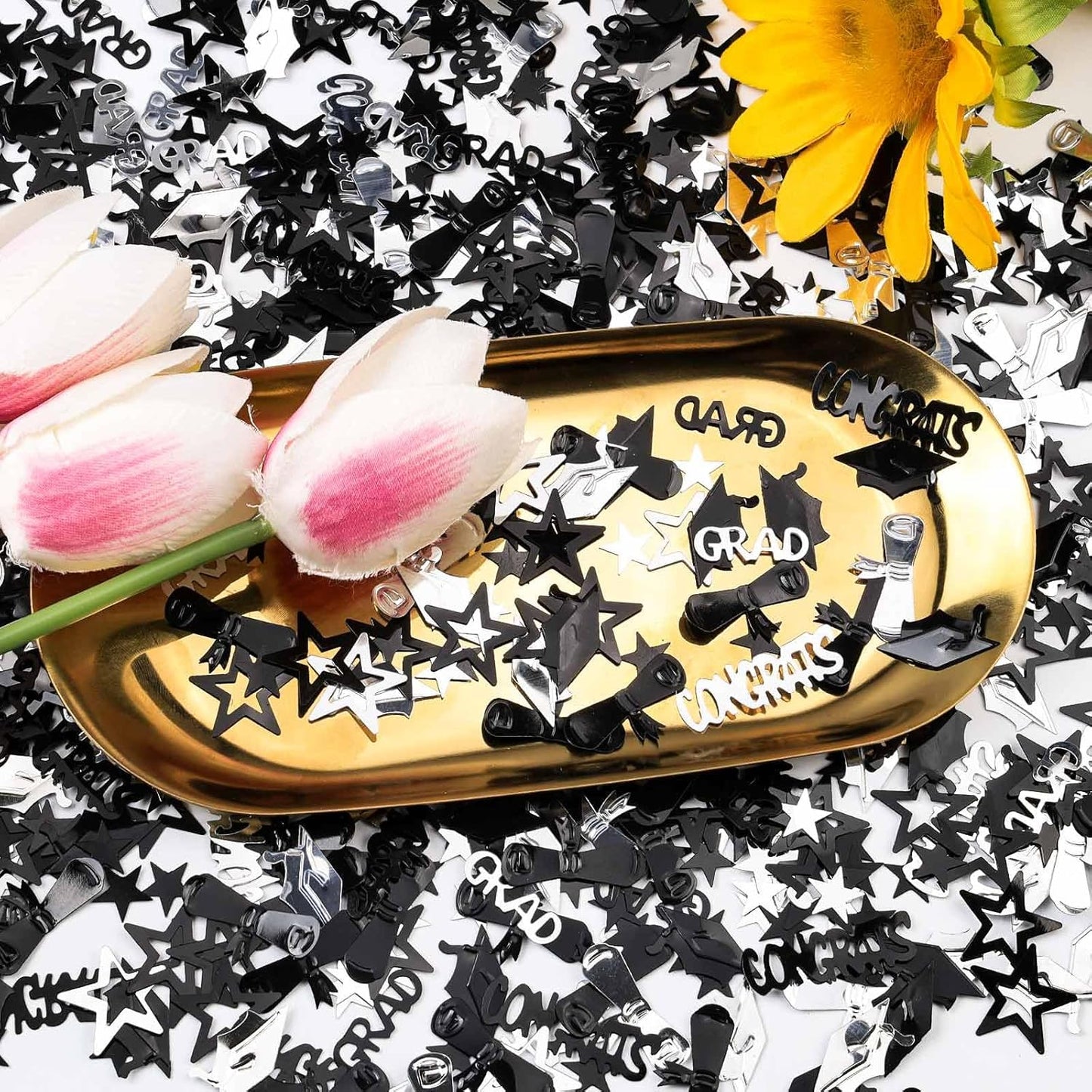 Gold and Black Graduation Confetti 2026, 1000 Pcs Congrats Grad Confetti Class of 2026 Party Table Centerpiece for 2026 Graduation Party Decorations