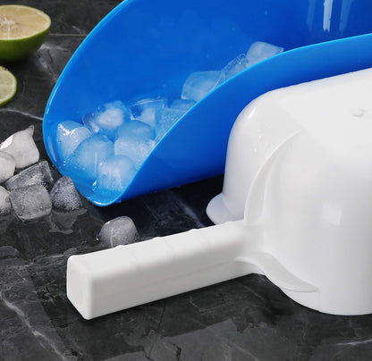 New Star Foodservice Commercial Grade Polycarbonate Plastic Utility Ice Scoop, White, 64 oz