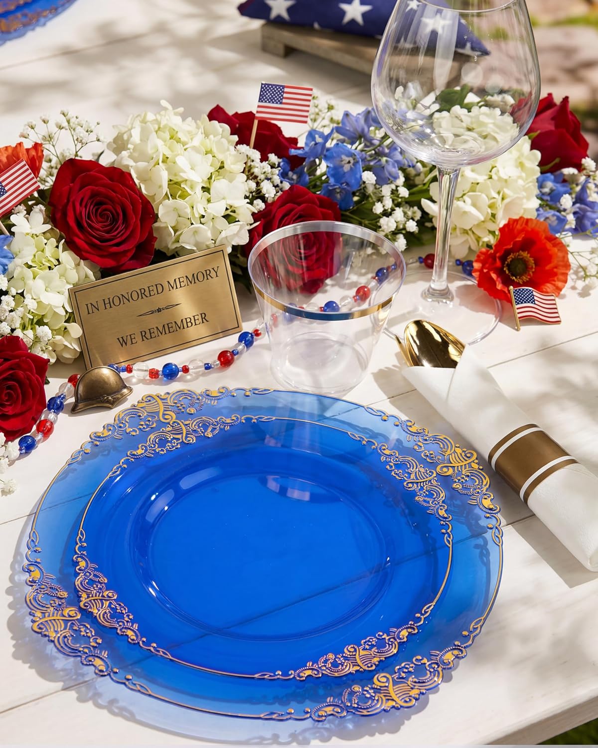 Nervure 350PCS Gold Plastic Plates - Gold Plastic Dinnerware Sets for 50 Guests - 100 Disposable Plates, 150 Silverware, 50 Cups, 50 Napkins for Wedding & Party & Mothers Day