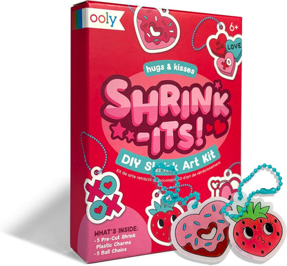 Ooly x Peanuts Snoopy 34 PC DIY Shrinking Art Kit for Kids with Markers, 20 Plastic Pre Cut Charms and More, No Mess Creative Activity Jewelry Making Kit