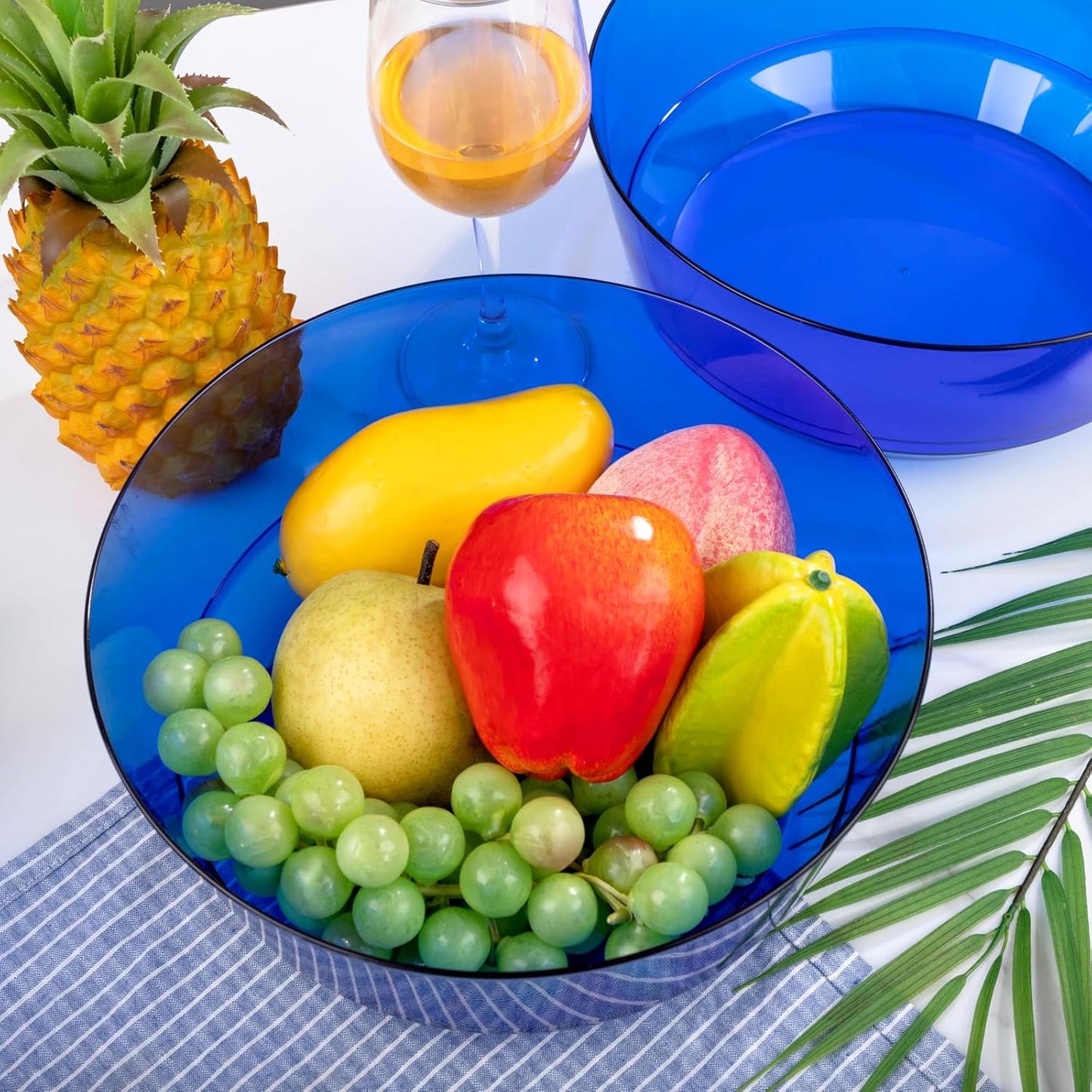 Hioasis 8 Pack Plastic Serving Bowls 128oz Gold Glitter Plastic Bowls Heavy Duty Disposable Serving Bowls for Party Snack & Salad & Candy & Bar Buffet