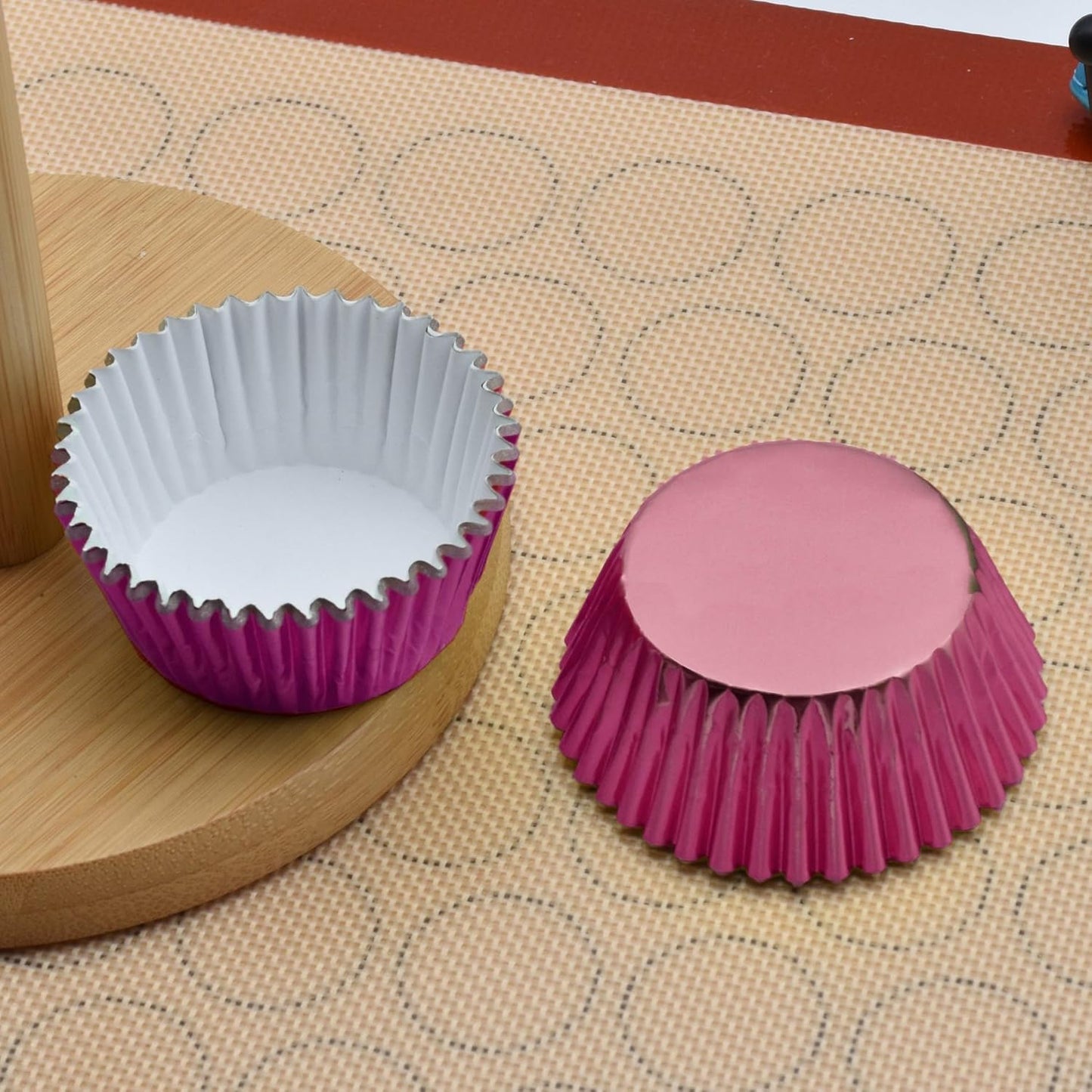 200 Pcs Gold Foil Cupcake Liners Standard Baking Cups Muffin Paper Cases