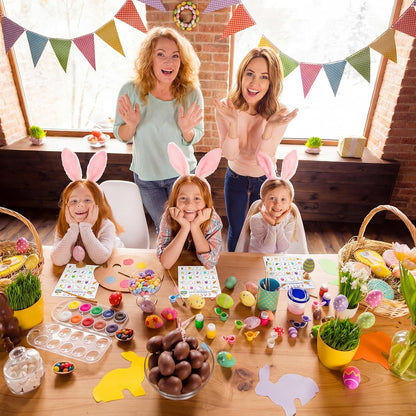 Hoolerry 30 Pcs Nature Scavenger Hunt for Kids Road Trip Game Car Spring Summer Easter Scavenger Hunt Cards Travel Activities Camping Games Outdoor Indoor Seek Activity for Kids Adults(Nature)