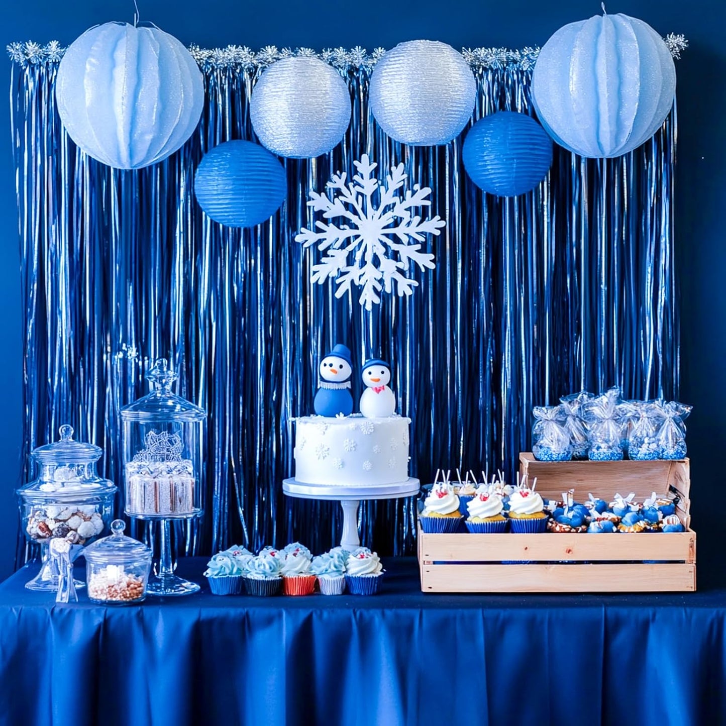 PartyWoo Silver Streamers 3pcs Tinsel Backdrop 8.2FT Metallic Tinsel Foil Fringe Streamer Curtains Party Photo Booth Backdrop for Graduation Baby Shower Bachelorette Wedding Disco Party Decorations