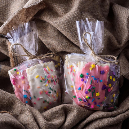 Cello Cellophane Treat Bags,5x7 Inches Clear Cellophane Bags 200 Pcs OPP Plastic Treat Bags with 200 Twist Ties for Gift Wrapping,Packaging Candies,Dessert,Bakery, Cookies, Chocolate,Party Favor