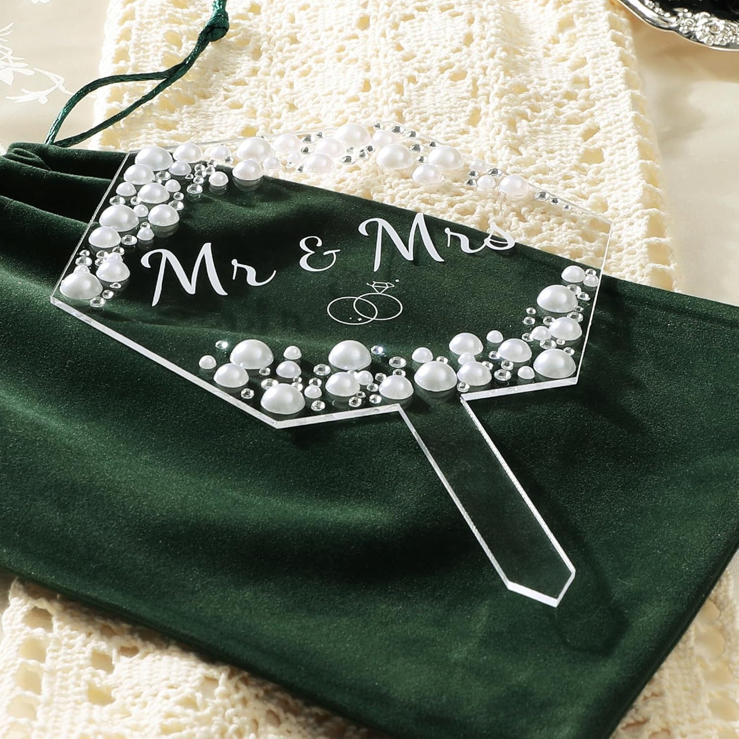Coucoland Mr and Mrs Cake Topper - Heart Wedding Cake Decor with Rhinestones and Pearls for Engagement Bridal Anniversary