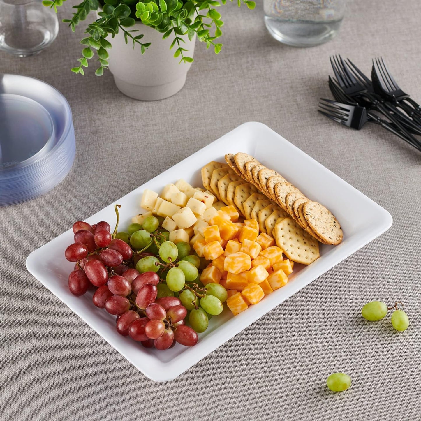 Plasticpro Plastic Serving Trays - Serving Platters Rectangle 10 X 14 Disposable Party Dish Crystal Clear Pack of 4