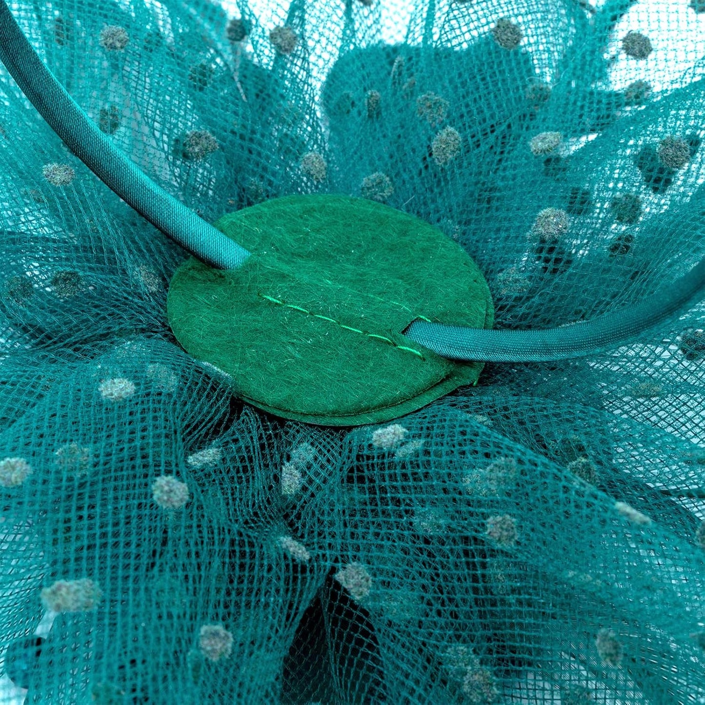 DRESHOW Fascinators Hat Flower Mesh Ribbons Feathers on a Headband and a Clip Tea Party Headwear for Girls and Women - Colors A
