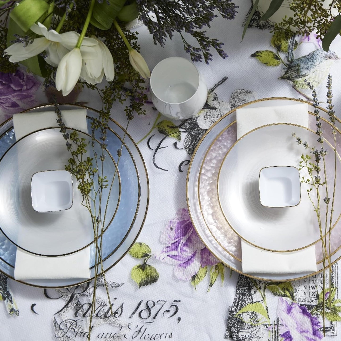 R-kay 100 Pack Clear Plastic Plates - 6.25 IN Hammered Gold Rimmed Sturdy, Durable And Extra Heavy duty Gold Plastic Dessert Plates Disposable - Ideal For Appetizer And And For Desserts.